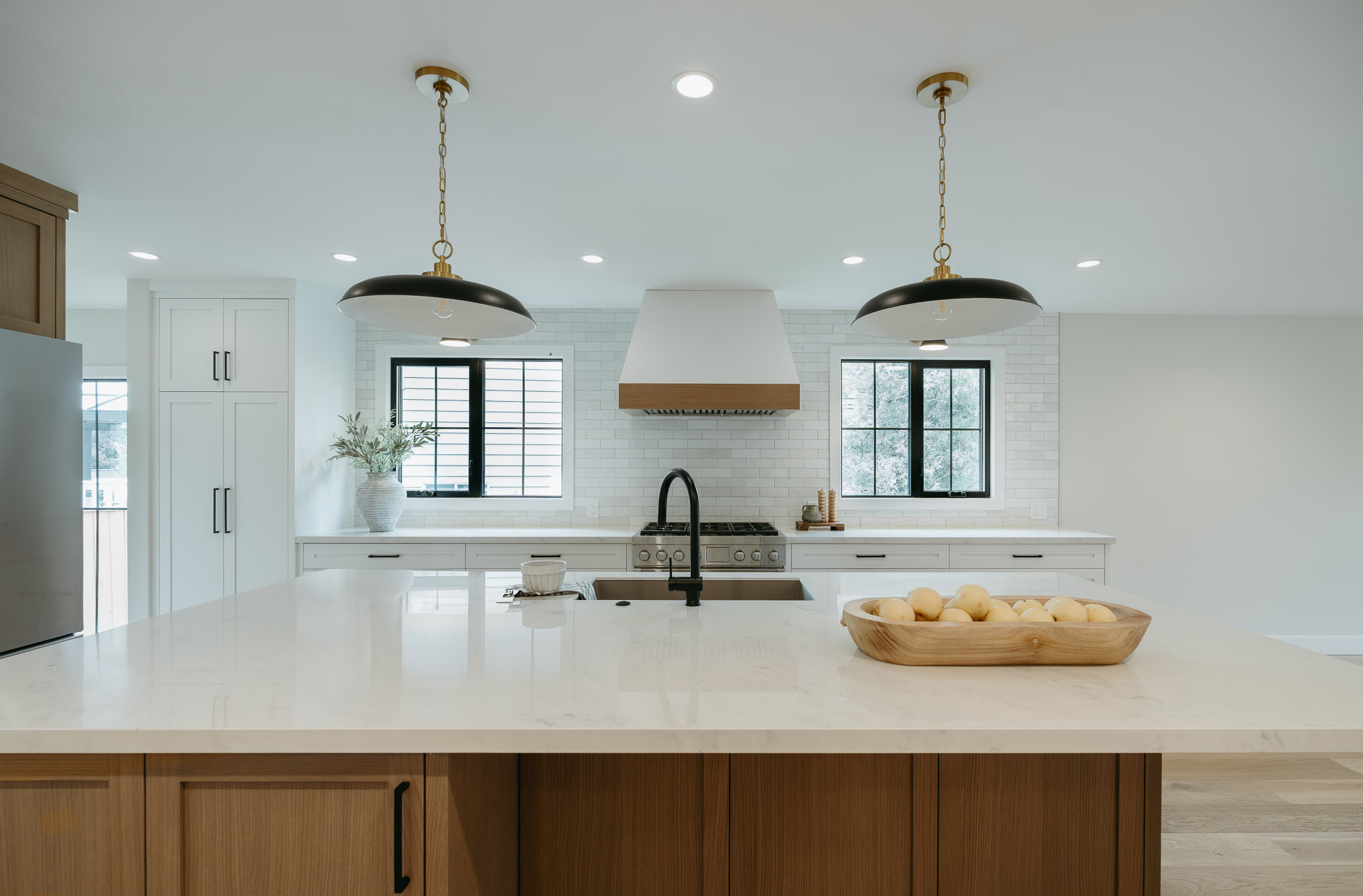 Luxury Kitchen Features Calgary Homeowners Love